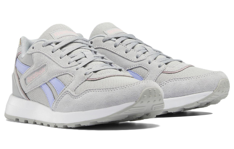 Shop （女性）Reebok Royal Techque T CE '灰丁香光' GZ6061