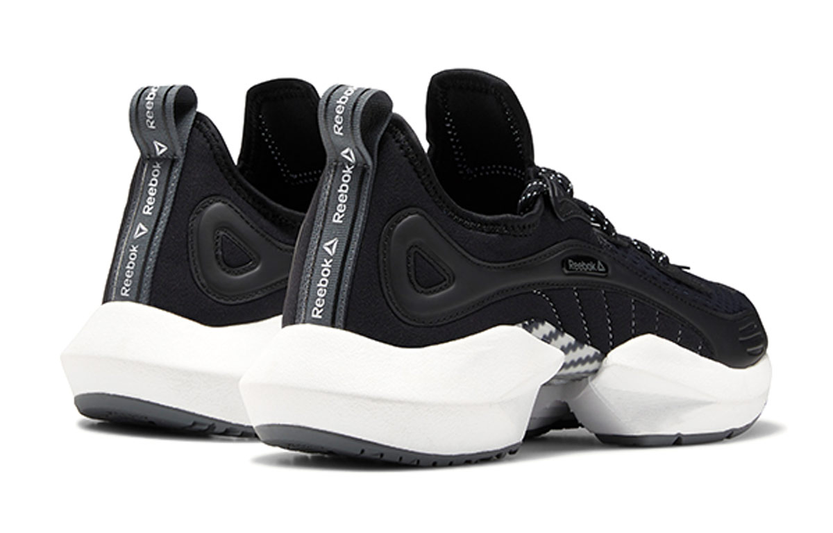 Lookbook (W) 锐步 Sole Fury 00 '黑白合金' DV9256
