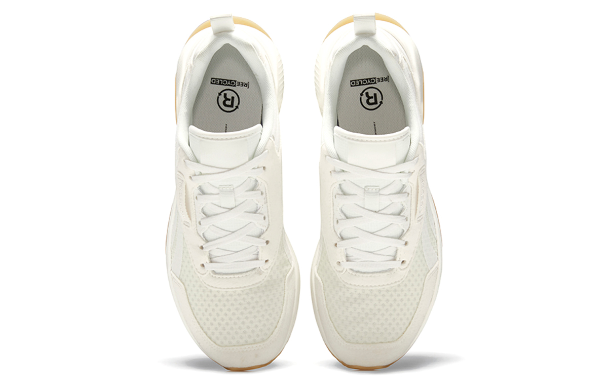 Shop (W) Reebok Tradition ''Ungefärbt'' Sneakers FZ5404