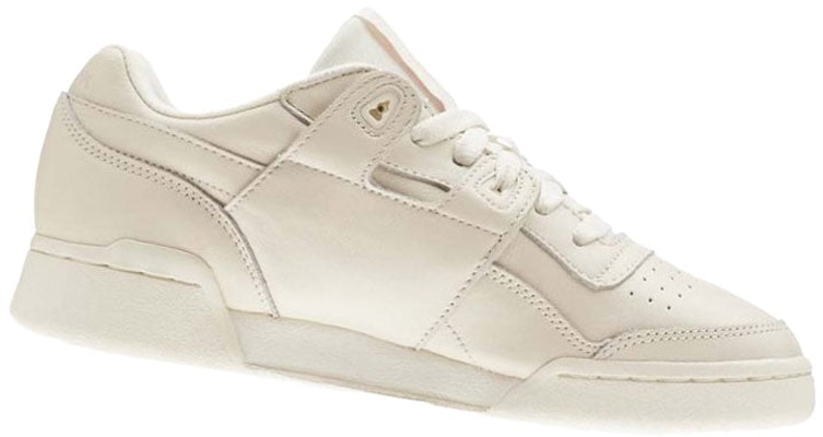 (W) Reebok Workout Lo Plus Sepatu Fitness CN4610 Shop (W) Reebok Workout Lo Plus Sepatu Fitness CN4610