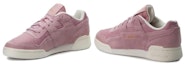 Lookbook (W) Reebok Workout Lo Plus 'Infused Lilac' Lelaki & Wanita Kasut. CN4623