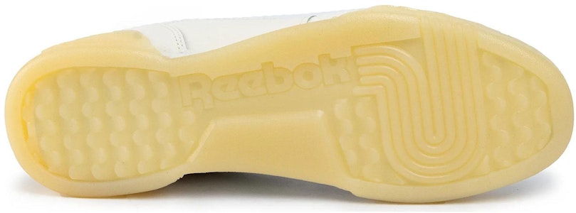 (W) Reebok Workout Lo Plus 'It's a Man's World' Pria DV7360 Details for (W) Reebok Workout Lo Plus 'It's a Man's World' Pria DV7360