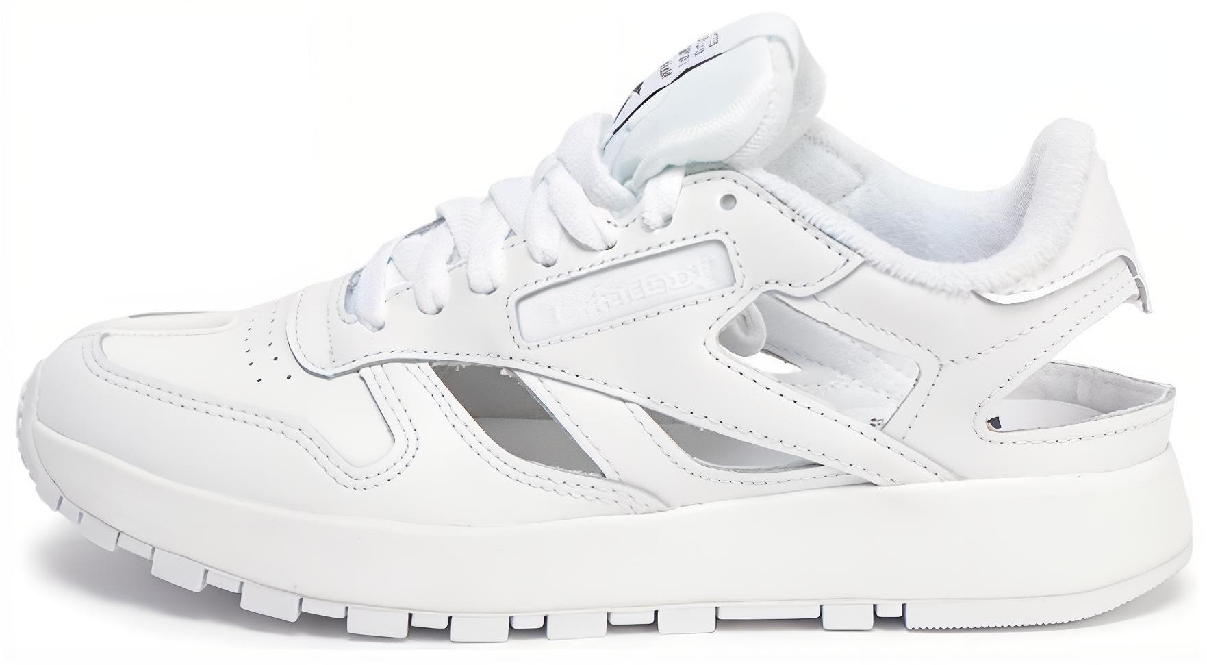 reebok-x-maison-margiela-classic-leather-tabi-low-white-women