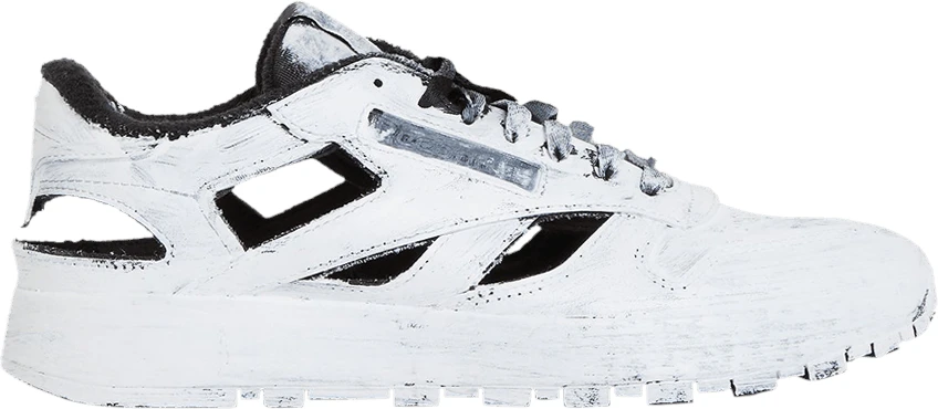 reebok-x-maison-margiela-classic-leather-tabi-low-whiteout-women