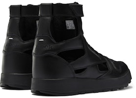 (W) Reebok x Maison Margiela Classic Leather Tabi Alta 'Negro' S39WS0099-P4241-T8013 Lookbook (W) Reebok x Maison Margiela Classic Leather Tabi Alta 'Negro' S39WS0099-P4241-T8013