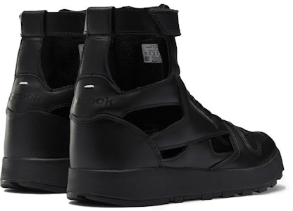 (女性)Reebok x Maison Margiela 經典高筒T字型皮革運動鞋「黑色」 S39WS0099-P4241-T8013 Lookbook (女性)Reebok x Maison Margiela 經典高筒T字型皮革運動鞋「黑色」 S39WS0099-P4241-T8013