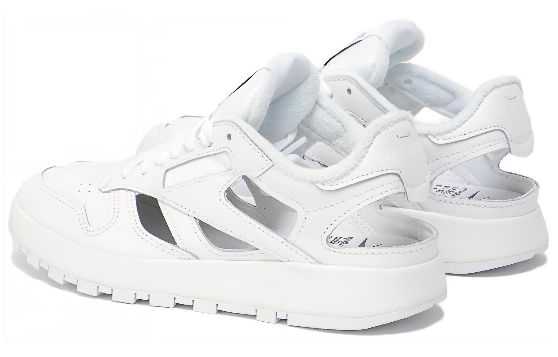 Lookbook (W) Reebok x Maison Margiela Classic Leather Tabi Low 'Putih' S58WS0204-P4376-T1003