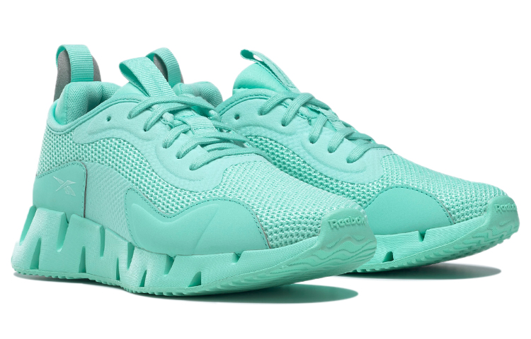 Lookbook (W) Reebok Zig Dynamica ''Pixel Mint'' Scarpe GY9266