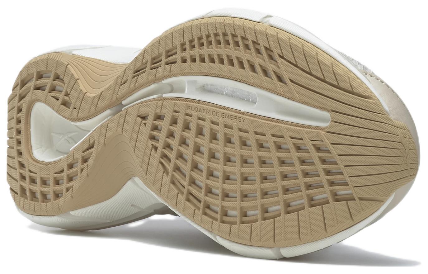 Details for (Women)  Reebok Zig Kinetica 2.5 'Stucco Sahara'  GX6239