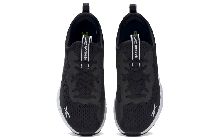 Shop (W) 锐步Zig Sky“黑白”运动鞋 H02270
