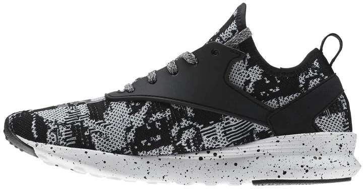reebok-zoku-runner-black-white-wmns