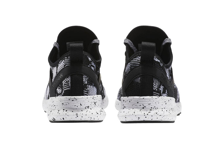 Shop (W) 리복 조쿠 러너 블랙/화이트 (Reebok 조쿠 러너 블/흰) BD6031