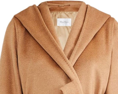 (W) Abrigo Medio con Capucha y Cinturón Color Camel de ''S Max Mara. 1016183306001-RIALTO Sizing (W) Abrigo Medio con Capucha y Cinturón Color Camel de ''S Max Mara. 1016183306001-RIALTO
