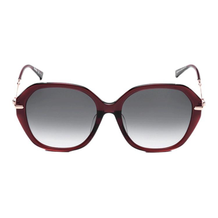 Lookbook (W) Gafas de sol redondas marrones Max Mara con logo en las patillas. MMSSHINEVFSLHF9OC0S
