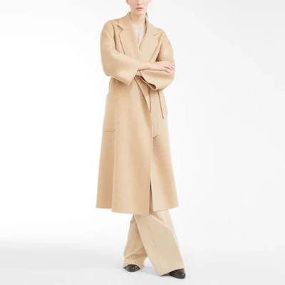 (W) Max Mara Labbro Ludmilla Mantel Cashmere Warna Camel Terang 1016090906010-LABBRO Lookbook (W) Max Mara Labbro Ludmilla Mantel Cashmere Warna Camel Terang 1016090906010-LABBRO