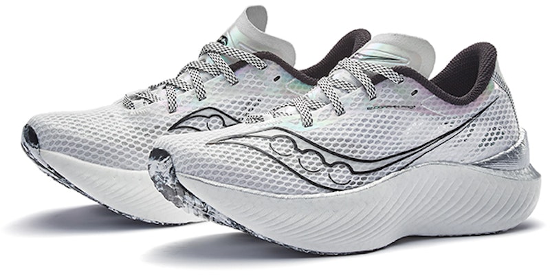(W) Saucony Endorphin Pro 3 'Putih Hitam' S10755-11 Lookbook (W) Saucony Endorphin Pro 3 'Putih Hitam' S10755-11