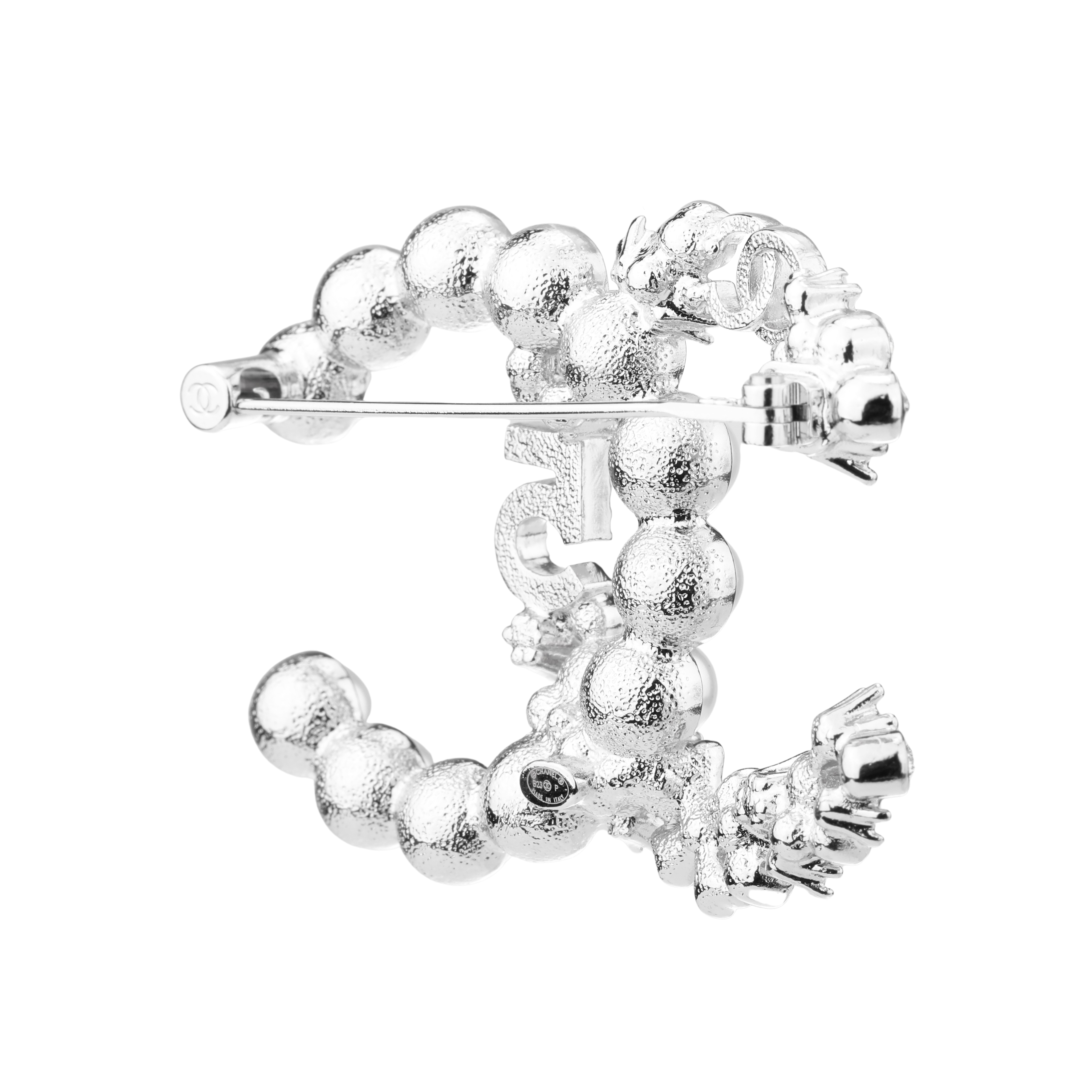 Shop (W) [春夏2023] CHANEL 雙C No.5 胸針 白色 珍珠 水鑽 ABA425-B10535-NN148