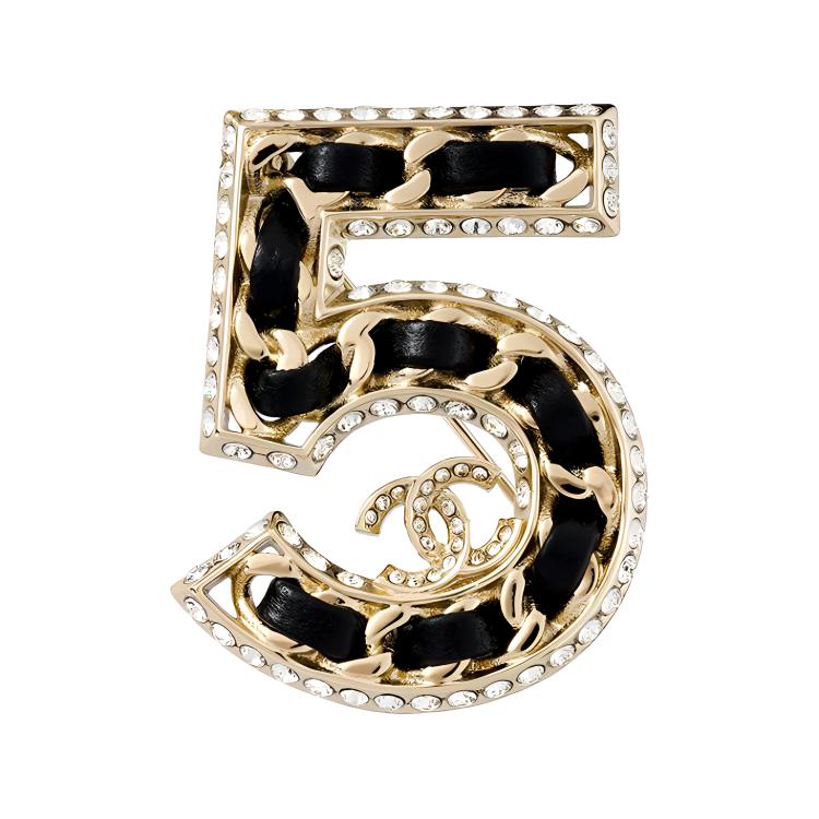 (Women) 【SS23】CHANEL Letter 5 Embellished Logo Rhinestone Brooch for Women. ABA170-B10370-NM705