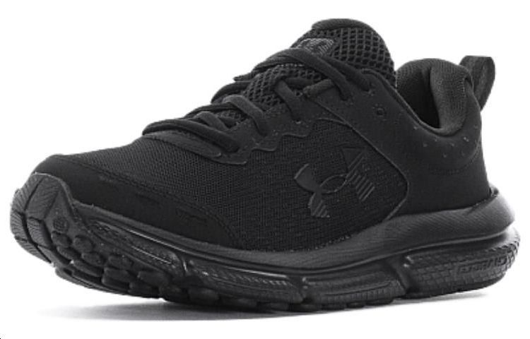 Lookbook (W) UAチャージドアサート10 ワイド トリプルブラック 3026180-002