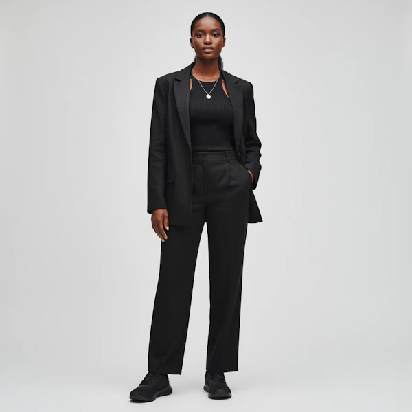 (W) Under Armour Charged Aurora 2 'Hitam Sepenuhnya' 3025060-003 Lookbook (W) Under Armour Charged Aurora 2 'Hitam Sepenuhnya' 3025060-003