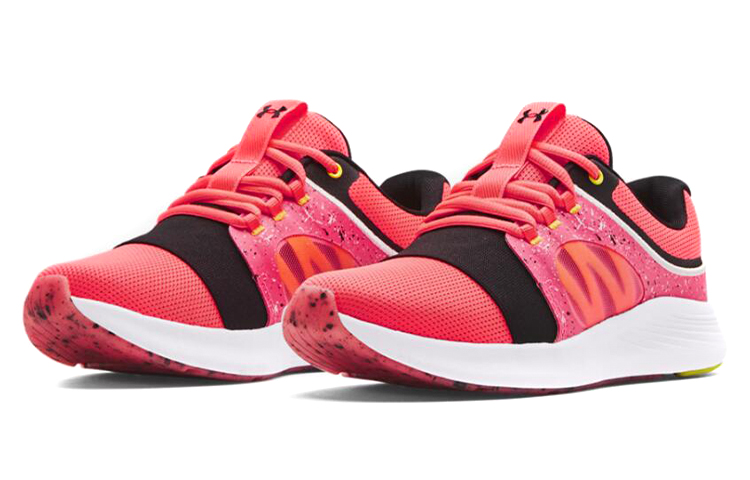 Lookbook (W) Under Armour Charged Breathe ''Bliss Paint Splatter'' Damen Sneaker. 3024168-601