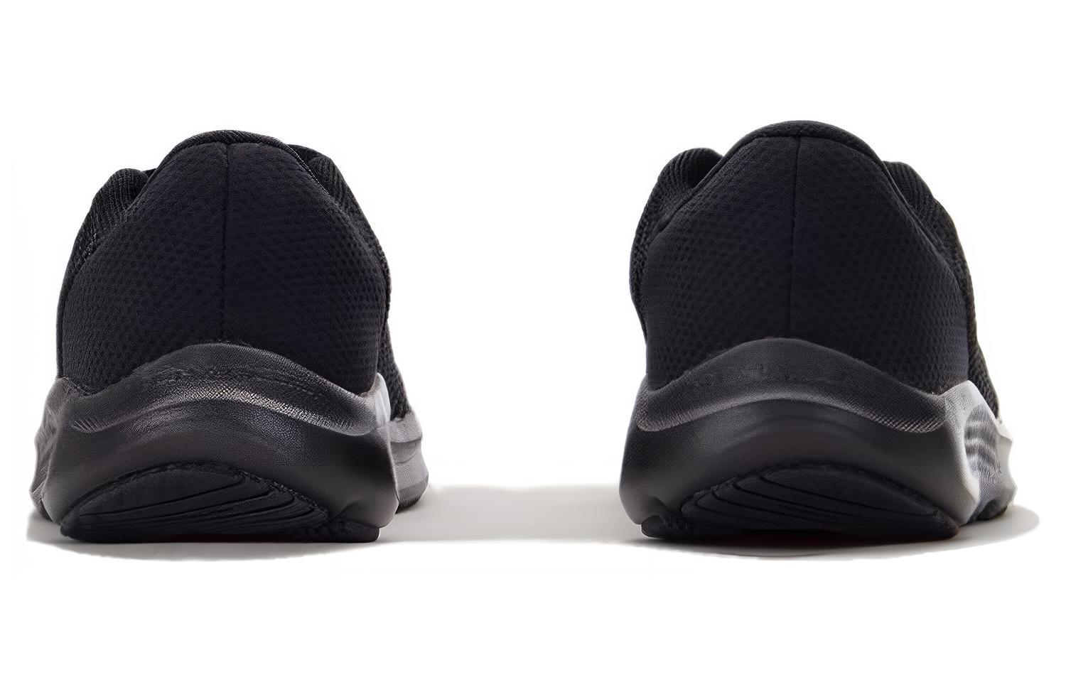 Lookbook (W) Under Armour Charged Pursuit 3 'Hitam Silver Metalik' 3024889-003