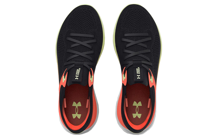 Shop （女性）Under Armour Flow Synchronicity '黑色電橘色' 3024786-001