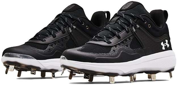 (W) Under Armour Glyde MT 'Hitam Putih' 3024328-001 Lookbook (W) Under Armour Glyde MT 'Hitam Putih' 3024328-001