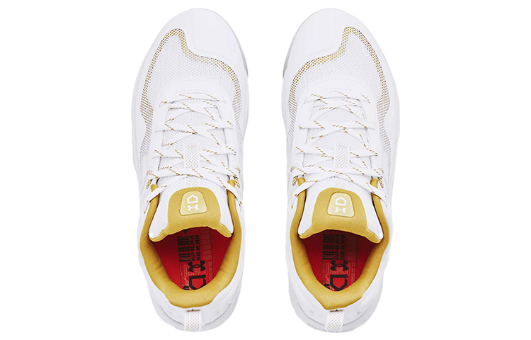 Shop (W) Under Armour Glyde MT ''Blanc Or Métallique'' 3024328-103