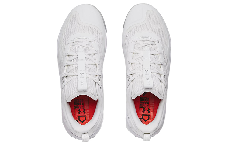 Shop (W) Under Armour Glyde MT TPU ''Bianco Argento Metallizzato'' 3024329-101