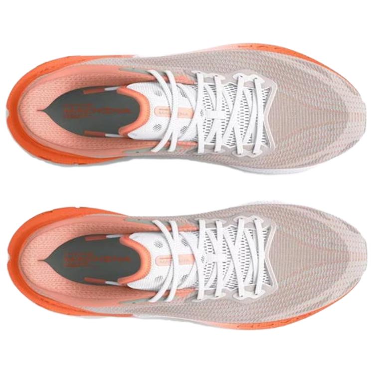 Shop （女性鞋款）Under Armour HOVR Machina Breeze「泡泡桃暗橘」 3026265-600