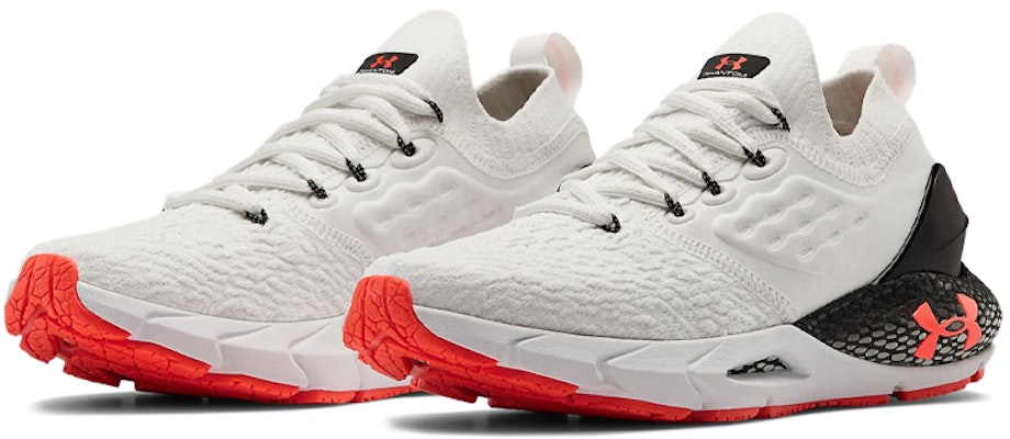 (W) UA ホバーファントム2 ランエニウェア (ホワイトベータ) 3023629-100 Lookbook (W) UA ホバーファントム2 ランエニウェア (ホワイトベータ) 3023629-100