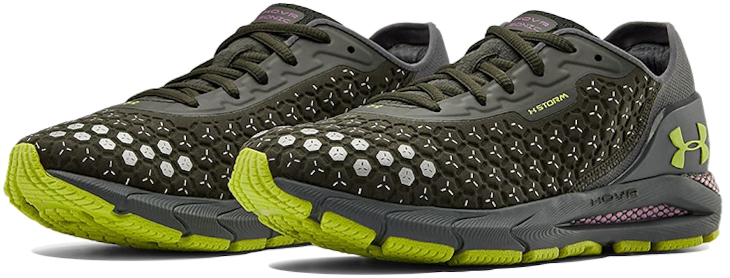 (W) UA HOVRソニック3 ストーム (バロックグリーン) 3023394-300 Lookbook (W) UA HOVRソニック3 ストーム (バロックグリーン) 3023394-300