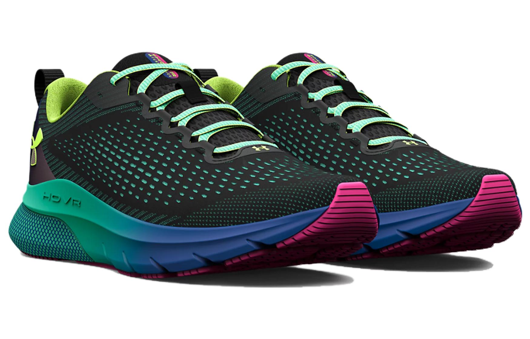 Lookbook (W) Under Armour HOVR Turbulence ''Speed Overdrive'' Schoenen 3025511-001