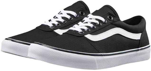 (W) Vans Maddie 'Hitam Putih' VN0A3IL2187 Lookbook (W) Vans Maddie 'Hitam Putih' VN0A3IL2187
