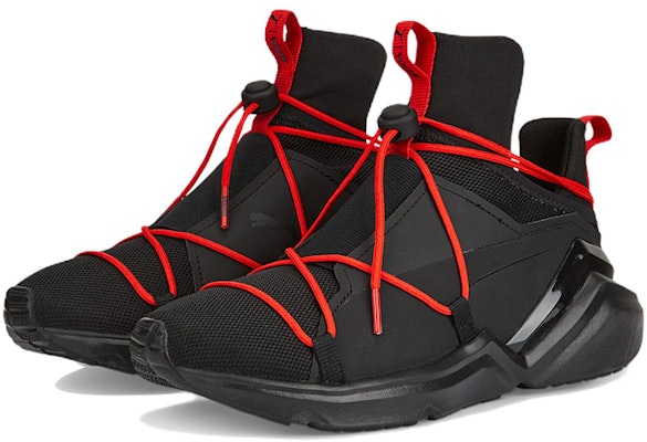 (女性)Vogue x Puma Fierce ‘黑紅’ 385546-01 Lookbook (女性)Vogue x Puma Fierce ‘黑紅’ 385546-01