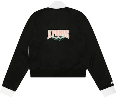 (W) 아페 스탠드 칼라 배지 롱슬리브 집업 스웻셔츠 AAPSWWB308XXM Lookbook (W) 아페 스탠드 칼라 배지 롱슬리브 집업 스웻셔츠 AAPSWWB308XXM