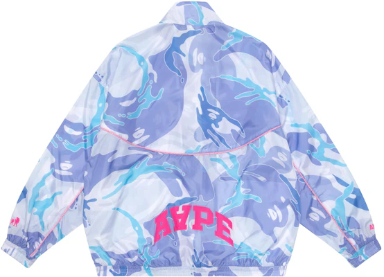 (Women) Aape SS22 Camo Zip Windbreaker with Ape Badge Design. AAPLJW7507XXI Lookbook (Women) Aape SS22 Camo Zip Windbreaker with Ape Badge Design. AAPLJW7507XXI