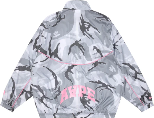 (Women) Aape SS22 Camo Zip Windbreaker with Ape Badge Design. AAPLJW7507XXI Sizing (Women) Aape SS22 Camo Zip Windbreaker with Ape Badge Design. AAPLJW7507XXI