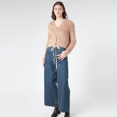 (W) Acne Studios Suéter Corto de Punto Peludo con Cuello en V Marrón Camello. A60436-640 Purchase (W) Acne Studios Suéter Corto de Punto Peludo con Cuello en V Marrón Camello. A60436-640