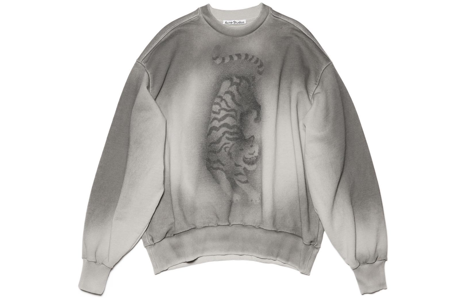 (Women) Acne Studios  Tiger Print Graphic Crewneck Sweatshirt. CI0101-AA3