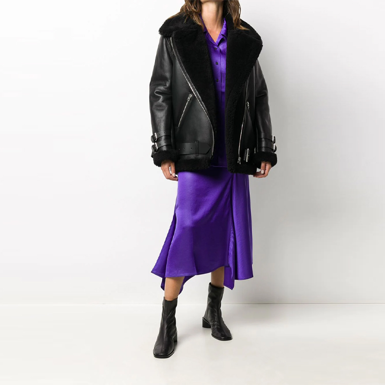 Lookbook (W) Chaqueta de Cuero Negra con Cuello de Piel Acne Studios. A70079-VELOCITEBLACKBLACK