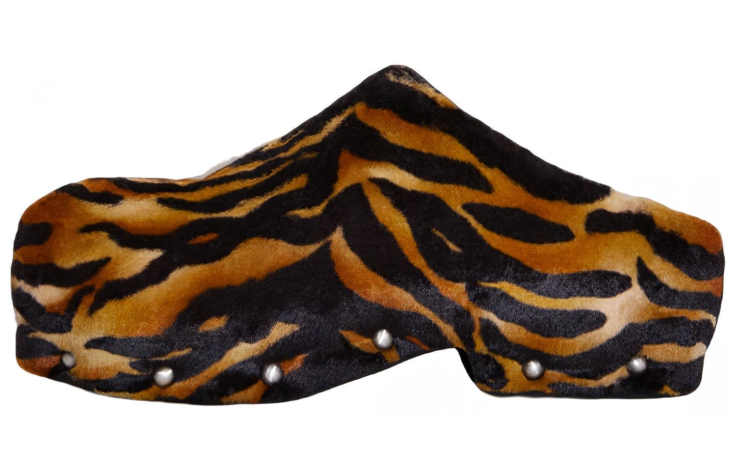 (W) Acne Studios Clog 'Tiger Stripe Black Brown'