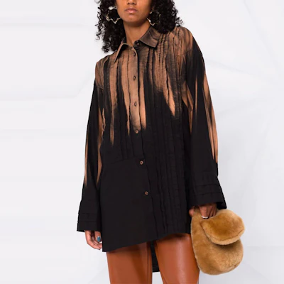 (W) Camisa de Manga Larga Bicolor Pleated Acne Studios FW21 Diseño Colorblock. AC0397-900 Lookbook (W) Camisa de Manga Larga Bicolor Pleated Acne Studios FW21 Diseño Colorblock. AC0397-900