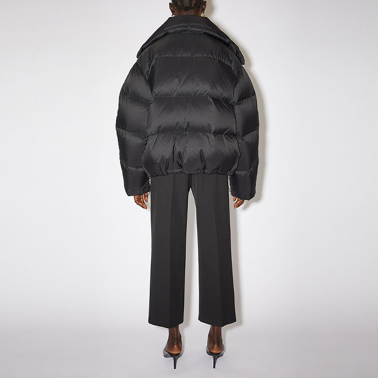 Shop (W) Acne Studios FW22 Chaqueta Abrigada Negra de Algodón Manga Larga. A90456-900