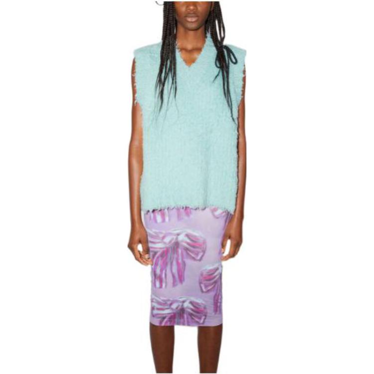 Lookbook (W) Acne Studios FW22 Chaleco Casual de Punto Cuello en V Mujer Azul Claro. FN-WN-KNIT000560