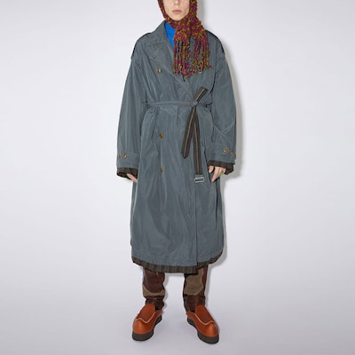 (W) Abrigo Trench Gris Doble Botonadura con Cinturón Acne Studios FW22 Mujer. B90651-902 Lookbook (W) Abrigo Trench Gris Doble Botonadura con Cinturón Acne Studios FW22 Mujer. B90651-902