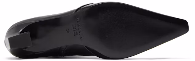Shop (W) Acne Studios Sepatu Bot Bertumit 'Matte Black' AD0578-900