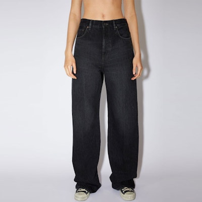 (W) Acne Studios SS22 黑色宽腿休闲牛仔裤. A00335-900 Lookbook (W) Acne Studios SS22 黑色宽腿休闲牛仔裤. A00335-900