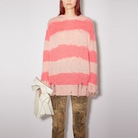 (W) アクネ ストゥディオズ SS22 ストライプ ピンク クルーネック 長袖セーター A60243-CV0 Lookbook (W) アクネ ストゥディオズ SS22 ストライプ ピンク クルーネック 長袖セーター A60243-CV0